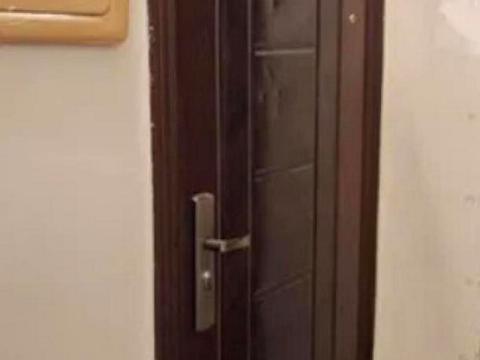 1860095266896033