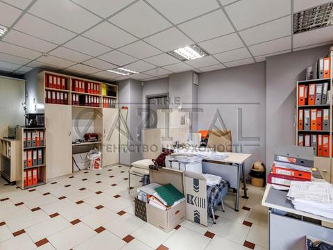 комерційна за адресою Дегтярівська вул., 25А