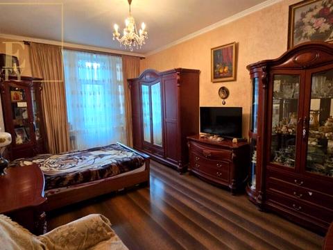 квартира за адресою Велика Васильківська вул. (Червоноармійська), 42