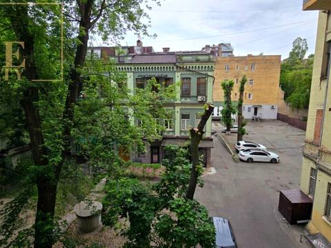 квартира за адресою Велика Васильківська вул. (Червоноармійська), 42