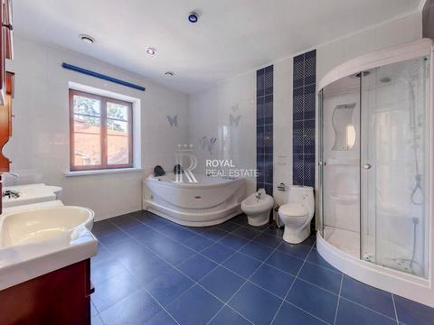 будинок за адресою Лісна вул.