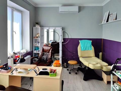 комерційна за адресою Центральна вул. (Чапаєва), 6/1