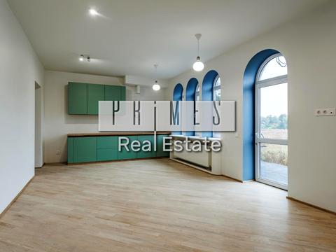 коммерческая по адресу Рыболовецкая ул., 7