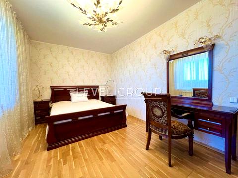 квартира по адресу Вавиловых ул., 15-А