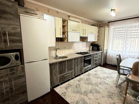 квартира за адресою Олега Антонова вул. (Карла Маркса), 13в