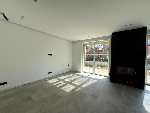 будинок за адресою Озерна