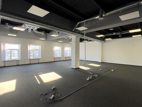 комерційна за адресою Сім'ї Прахових вул. (Гайдара), 50