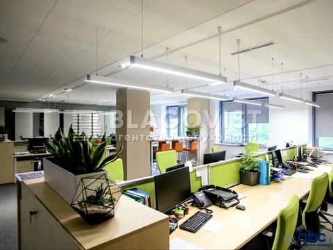 коммерческая по адресу Спортивная пл., 3