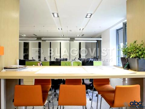 коммерческая по адресу Спортивная пл., 3