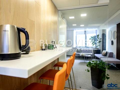 коммерческая по адресу Спортивная пл., 3