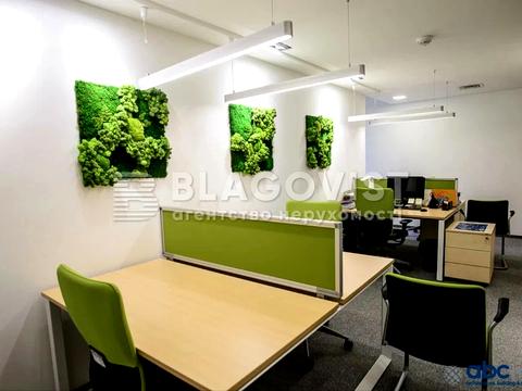 коммерческая по адресу Спортивная пл., 3