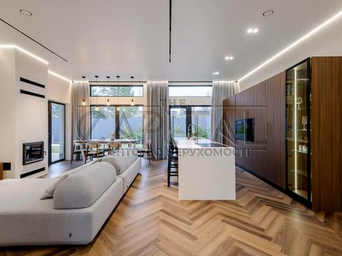 будинок за адресою Бучанський район