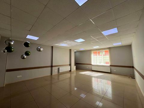 коммерческая по адресу Подільська ул., 93/1