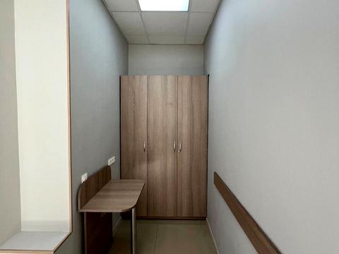 коммерческая по адресу Подільська ул., 93/1
