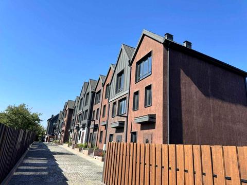 будинок за адресою живописна