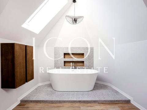 будинок за адресою Лугова