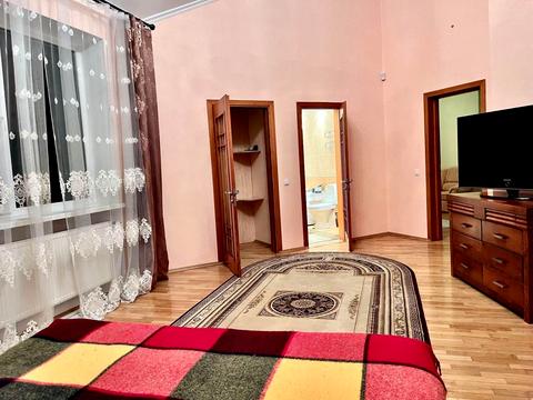 будинок за адресою придорожня