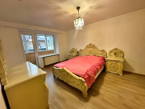 квартира за адресою Пилипа Орлика вул., 5