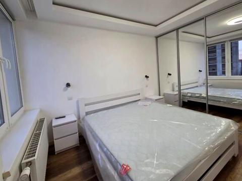 квартира по адресу Академика Глушкова просп., 9-В