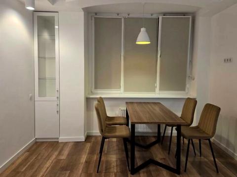 квартира по адресу Академика Глушкова просп., 9-В