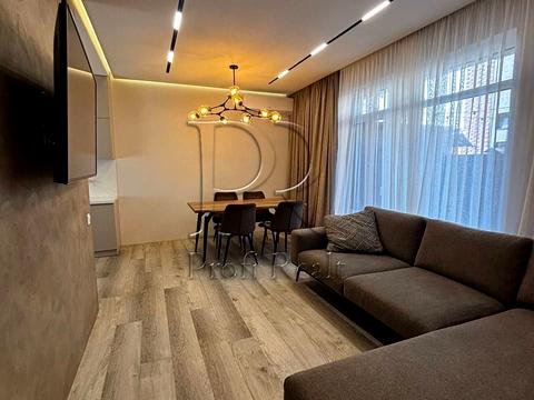 дом по адресу Молодёжная ул.