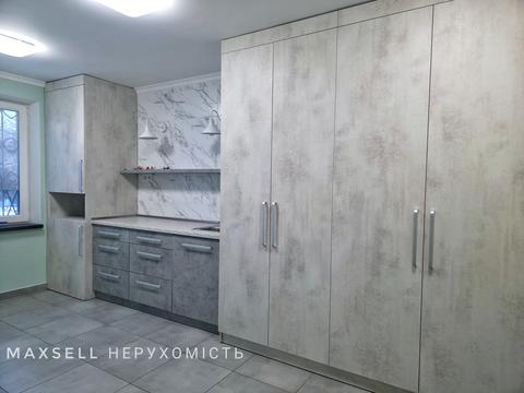 комерційна за адресою Михайла Лушпи просп., 31