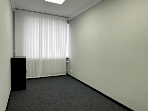 комерційна за адресою Зв'язківців вул., 1а