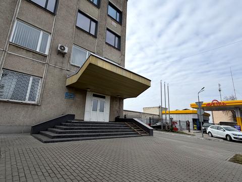 комерційна за адресою Зв'язківців вул., 1а