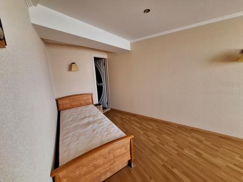 квартира за адресою Захисників України вул. (1-го Травня), 8а