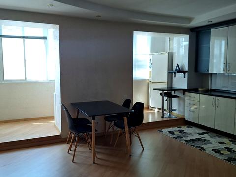 квартира за адресою Захисників України вул. (1-го Травня), 8а