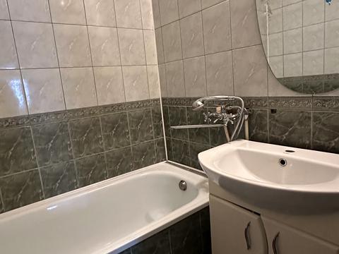 квартира за адресою Рівне, Вербова вул., 38