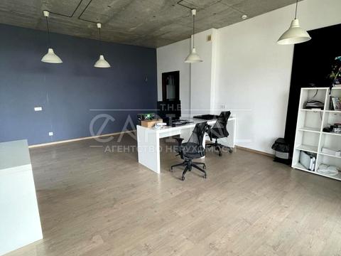 комерційна за адресою Менделєєва вул., 1