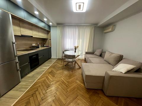 квартира за адресою Велика Васильківська вул. (Червоноармійська), 131