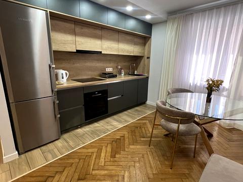 квартира за адресою Велика Васильківська вул. (Червоноармійська), 131