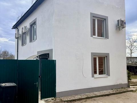 комерційна за адресою Ґрунтова вул., 1