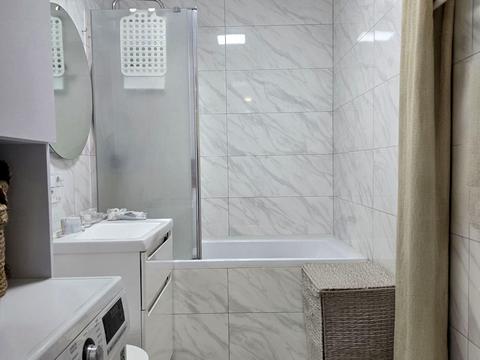 квартира за адресою Романа Шухевича вул., 3