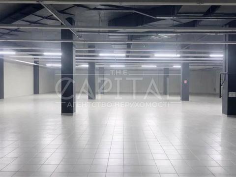 комерційна за адресою Борщагівська вул., 154