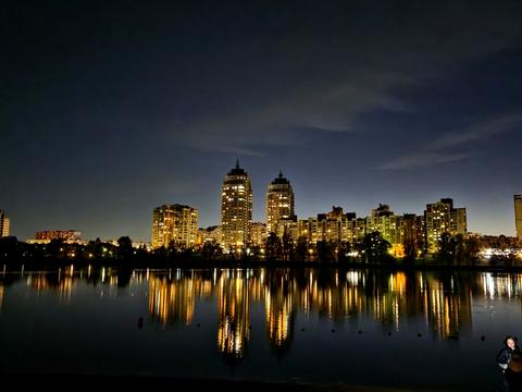 комерційна за адресою Володимира Івасюка просп. (Героїв Сталінграду), 12-Є