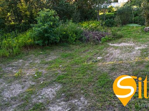 участок по адресу 