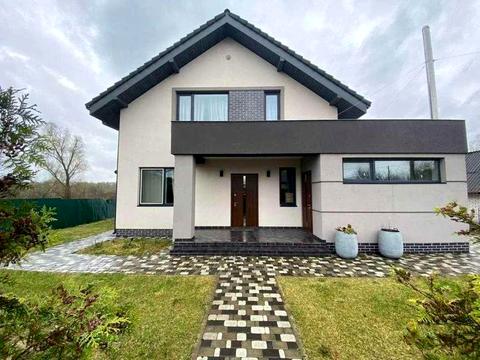 дом по адресу центральна