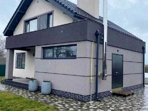 будинок за адресою центральна