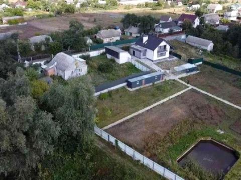 будинок за адресою центральна
