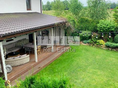 будинок за адресою Польова