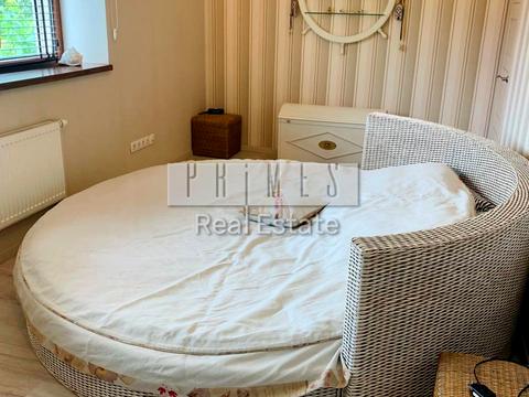 будинок за адресою Польова