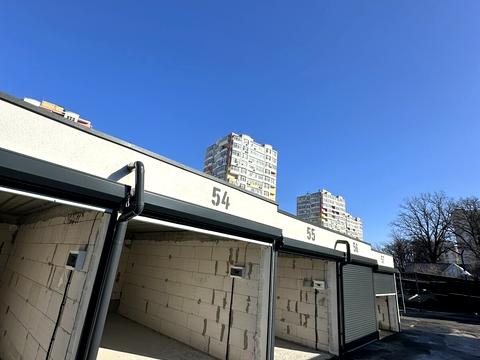 паркомісце за адресою Миколи Сингаївського вул. (Ново-Оскольська), 14в/1