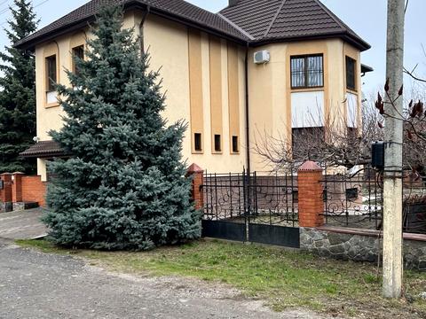 будинок за адресою Хрестовоздвиженська вул.