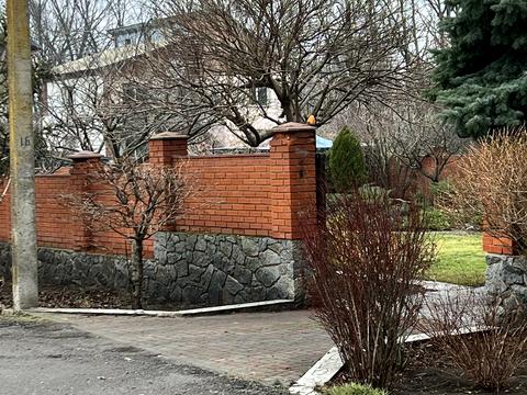 будинок за адресою Хрестовоздвиженська вул.