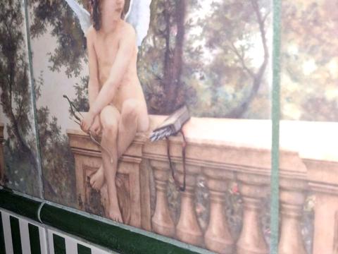 будинок за адресою Небесної Сотні вул. (Паризької Комуни)