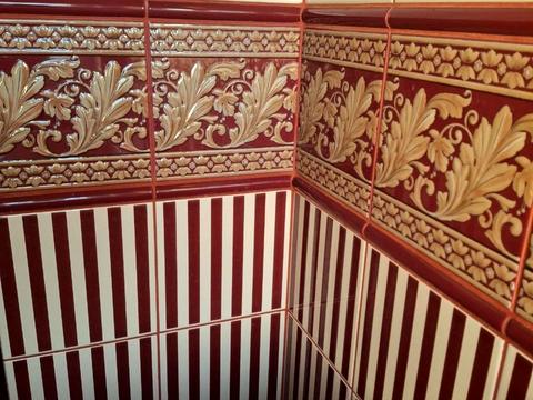 будинок за адресою Небесної Сотні вул. (Паризької Комуни)