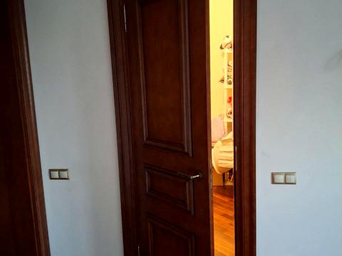 будинок за адресою Небесної Сотні вул. (Паризької Комуни)